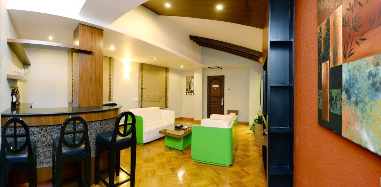 Hotel Shwe Gone Daing, Yangon Exterior photo